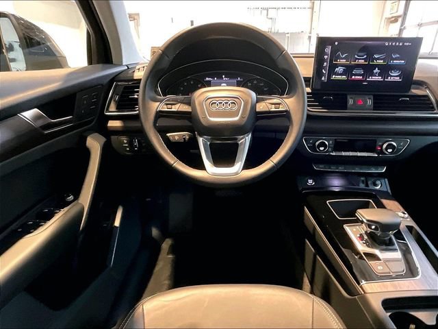 Used 2023 Audi Q5 Premium w/ Convenience Package AWD/4WD image 13