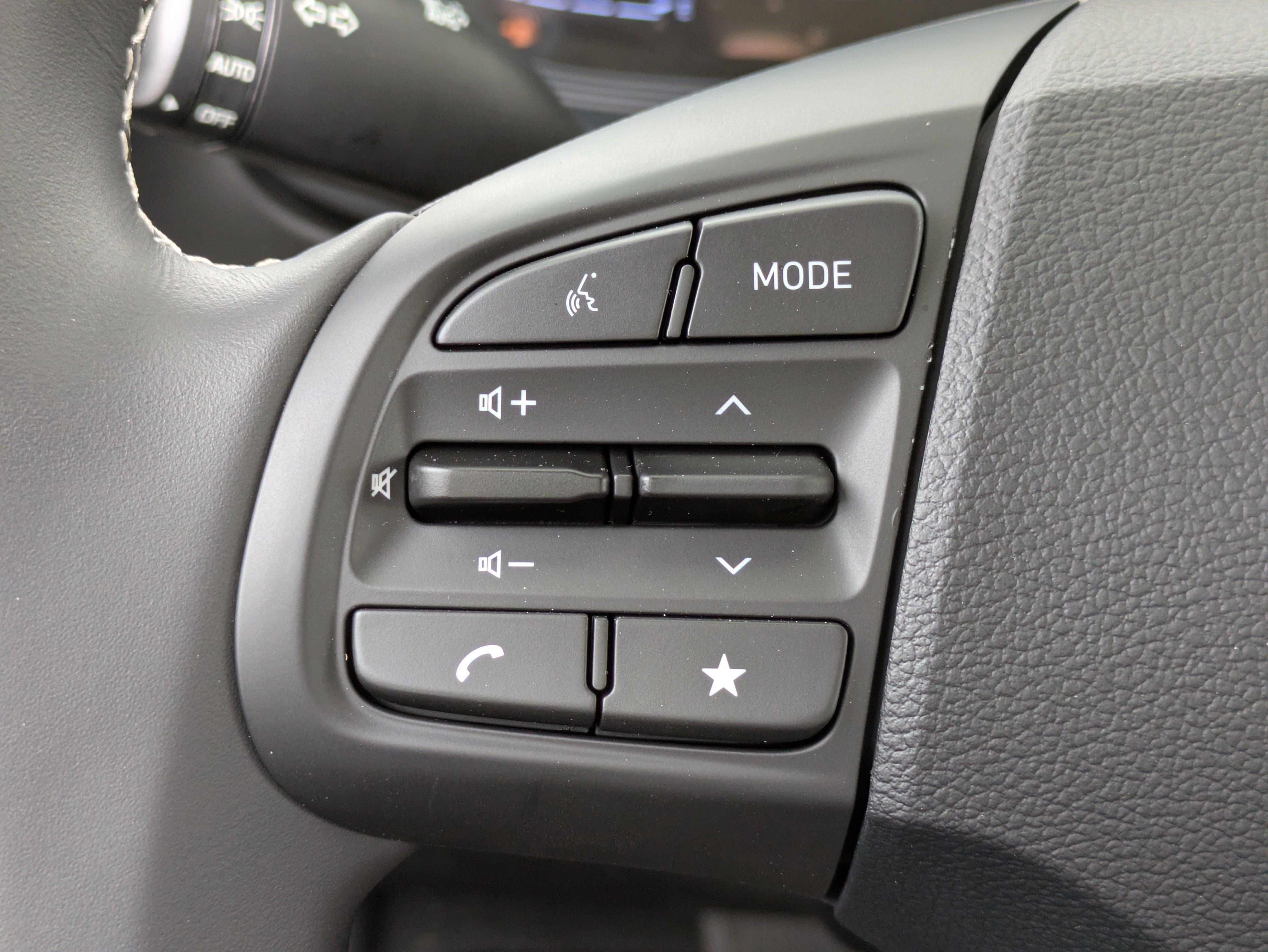 New 2026 Hyundai Venue SEL FWD image 21