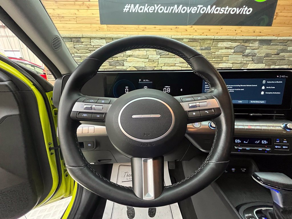 Used 2024 Hyundai Kona SEL AWD/4WD image 24