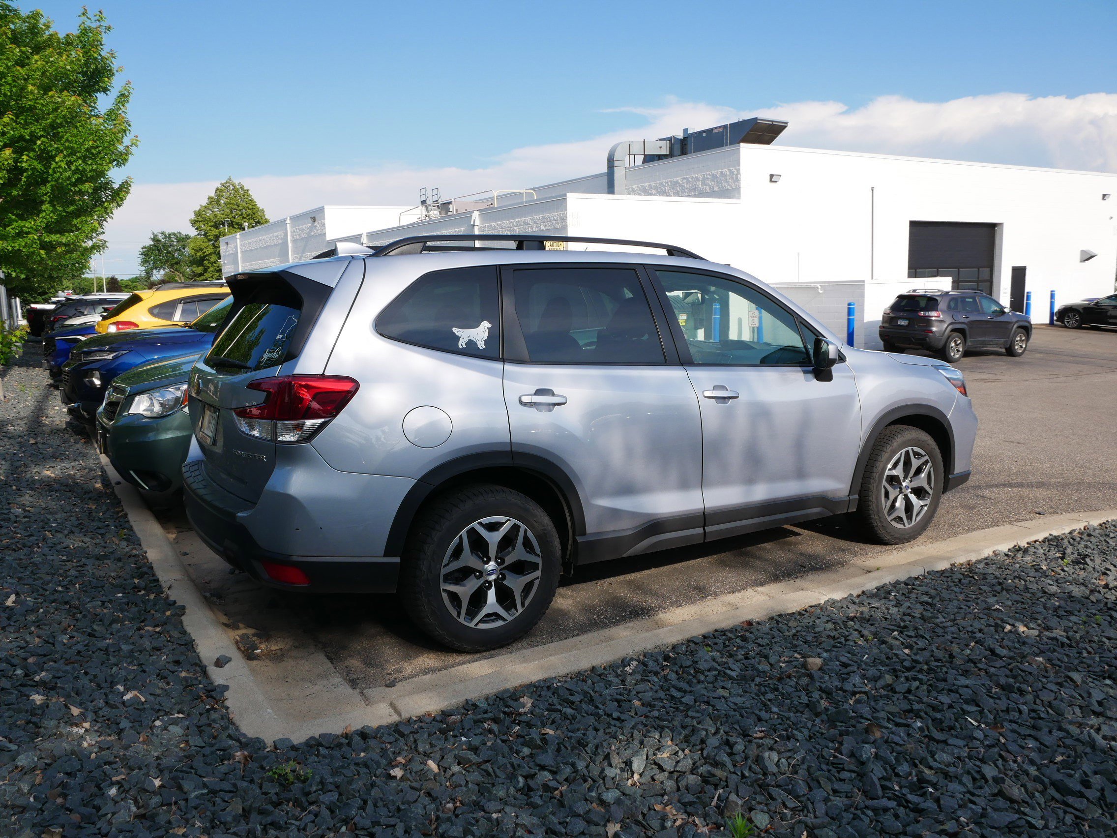 Used 2020 Subaru Forester Premium AWD/4WD image 3