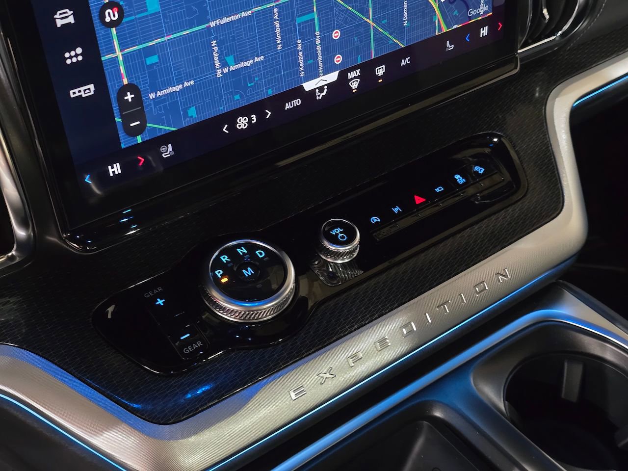 New 2025 Ford Expedition Platinum w/ Stealth Performance Package image 29