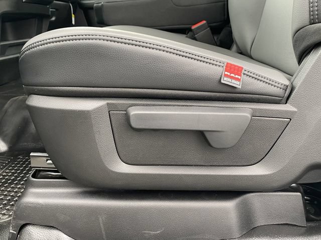 New 2023 RAM 4500 Tradesman RWD image 9