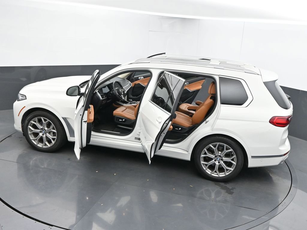 Used 2022 BMW X7 xDrive40i w/ Executive Package AWD/4WD image 56