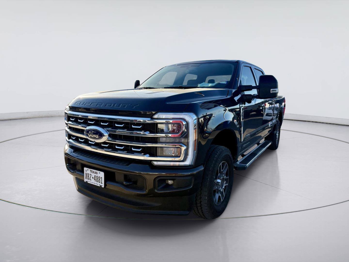 Used 2025 Ford F250 Lariat w/ FX4 Off-Road Package AWD/4WD image 9