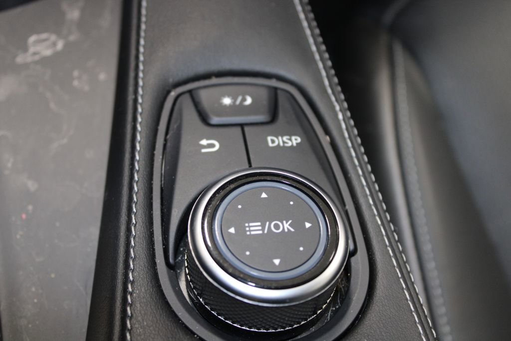 Used 2024 INFINITI QX50 Luxe image 32