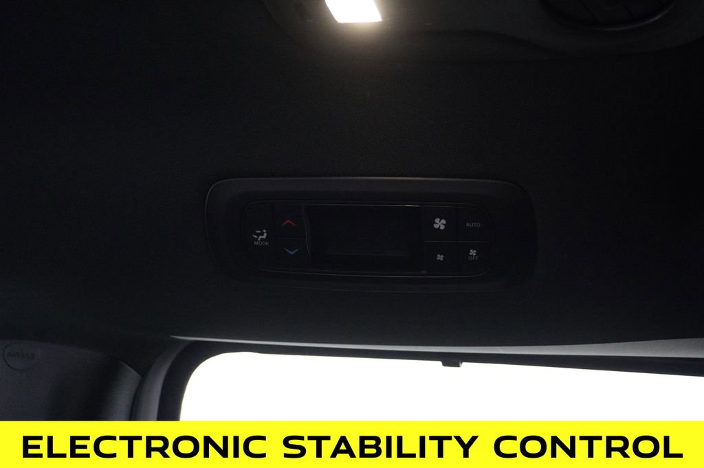 New 2026 Chrysler Voyager LX image 9