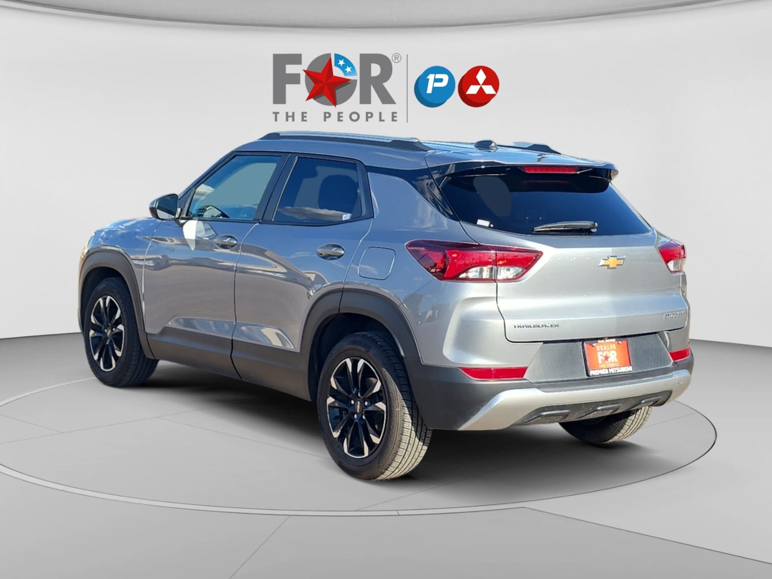 Used 2023 Chevrolet TrailBlazer LT FWD image 3