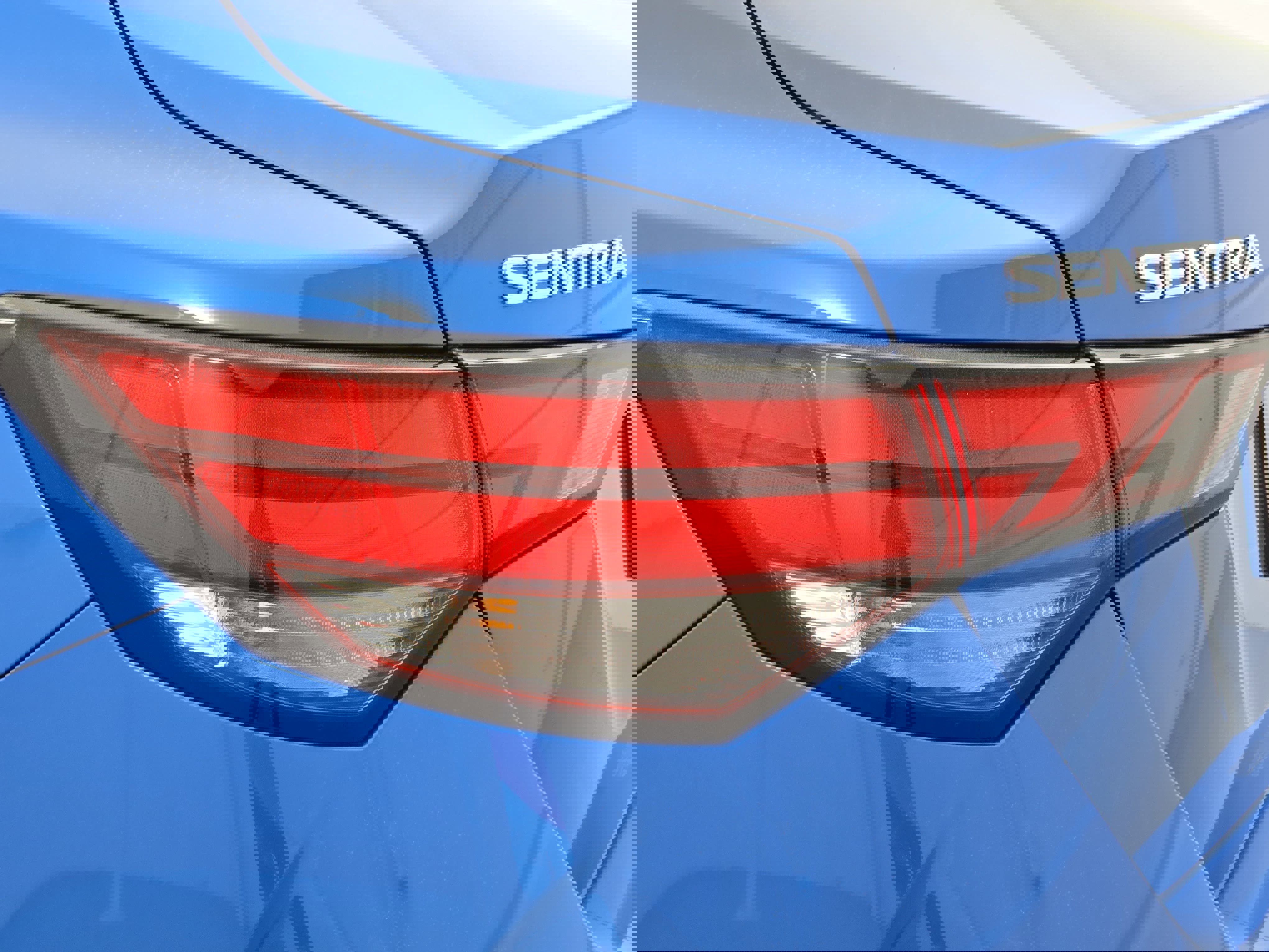 Certified 2025 Nissan Sentra SV image 32