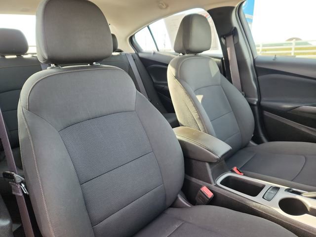 Used 2017 Chevrolet Cruze LS image 24