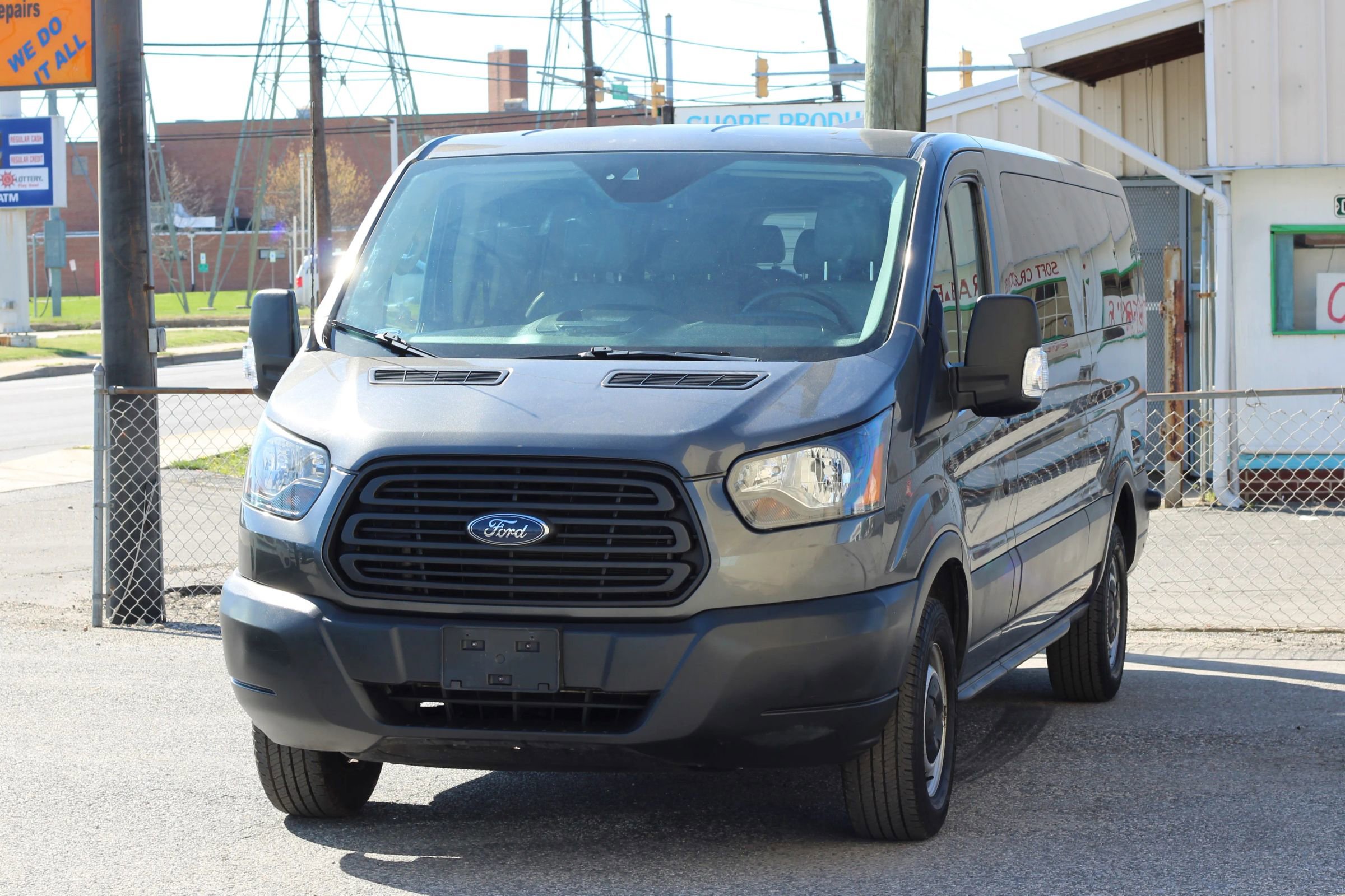 Used 2016 Ford Transit 350 XL image 3