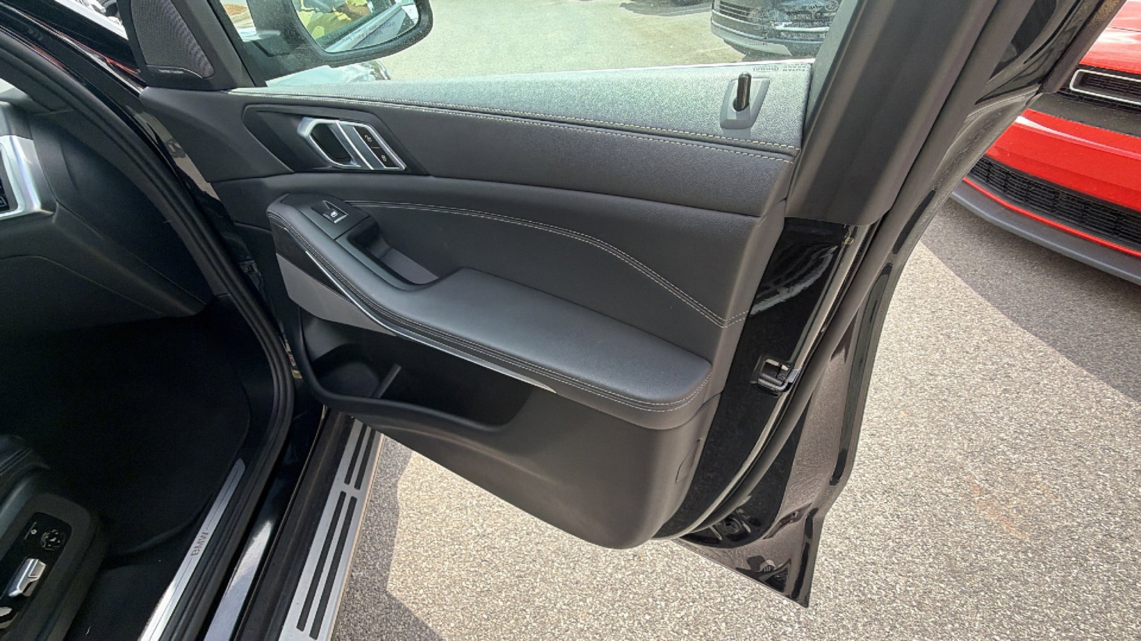 Used 2024 BMW X5 xDrive40i AWD/4WD image 19