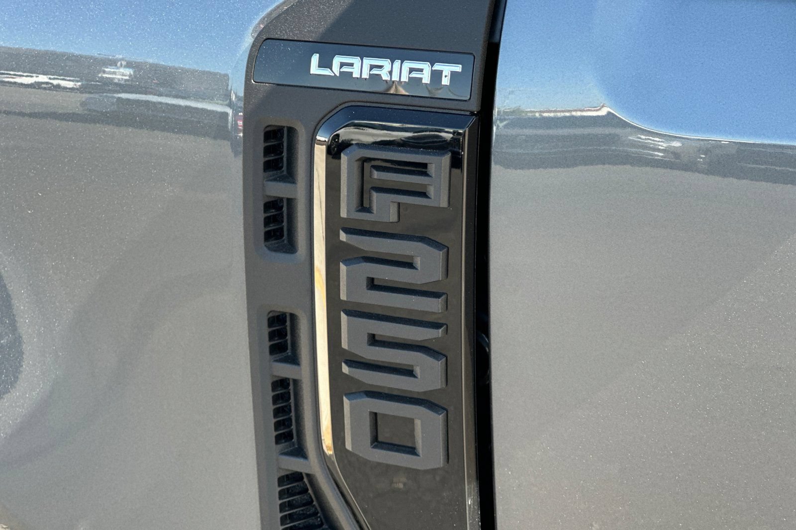 New 2026 Ford F250 Lariat w/ Black Appearance Package AWD/4WD image 25