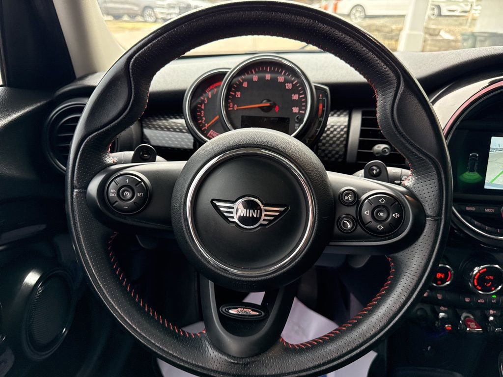 Used 2019 MINI Cooper S image 14