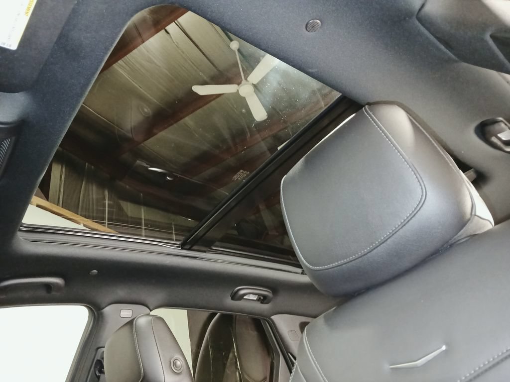 Certified 2022 Cadillac XT5 Premium Luxury AWD/4WD image 13