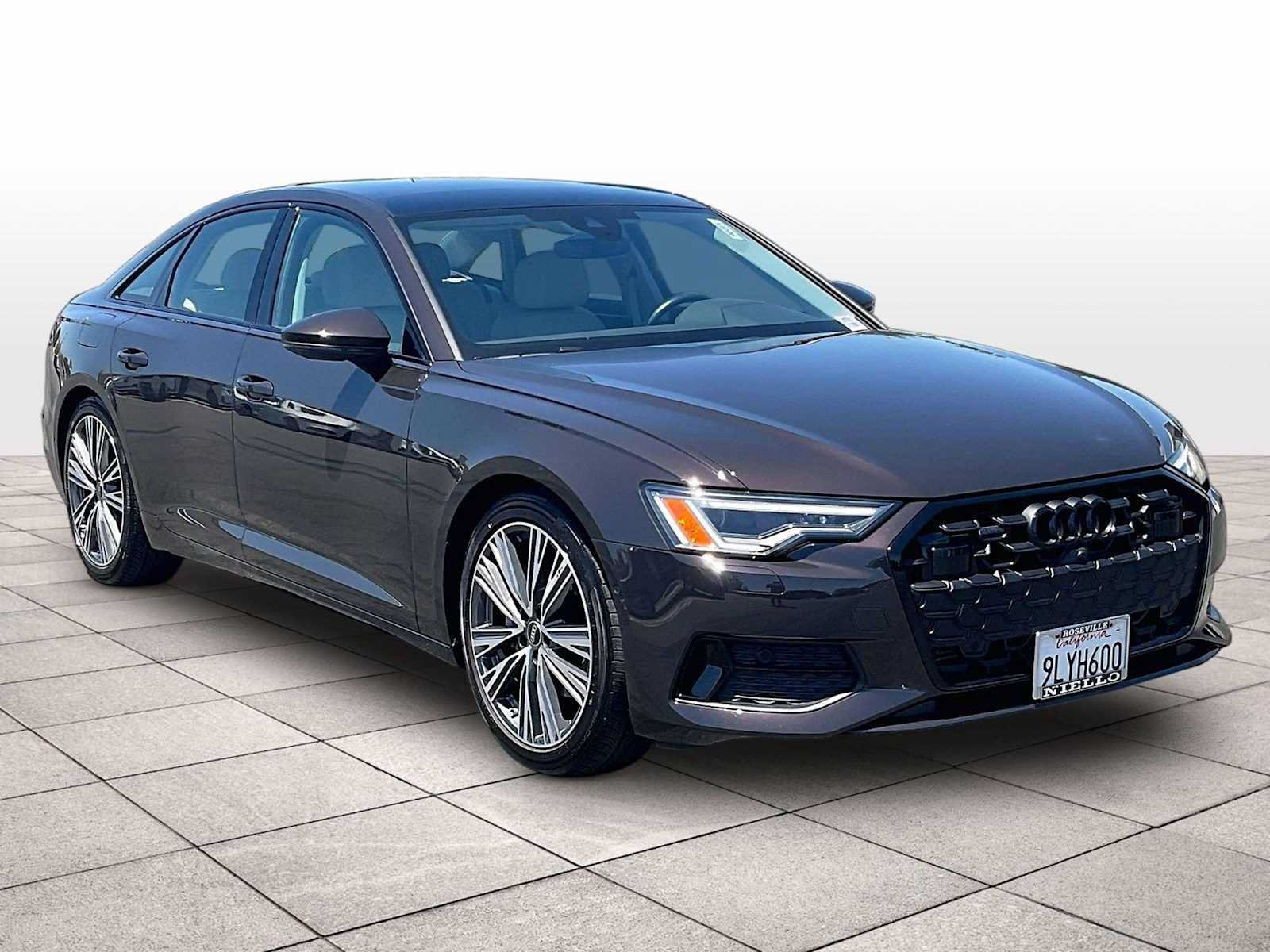 Used 2024 Audi A6 Premium Plus w/ Premium Plus Package AWD/4WD image 2