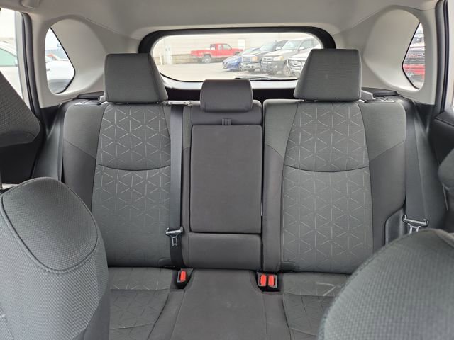 Used 2021 Toyota RAV4 XLE image 27