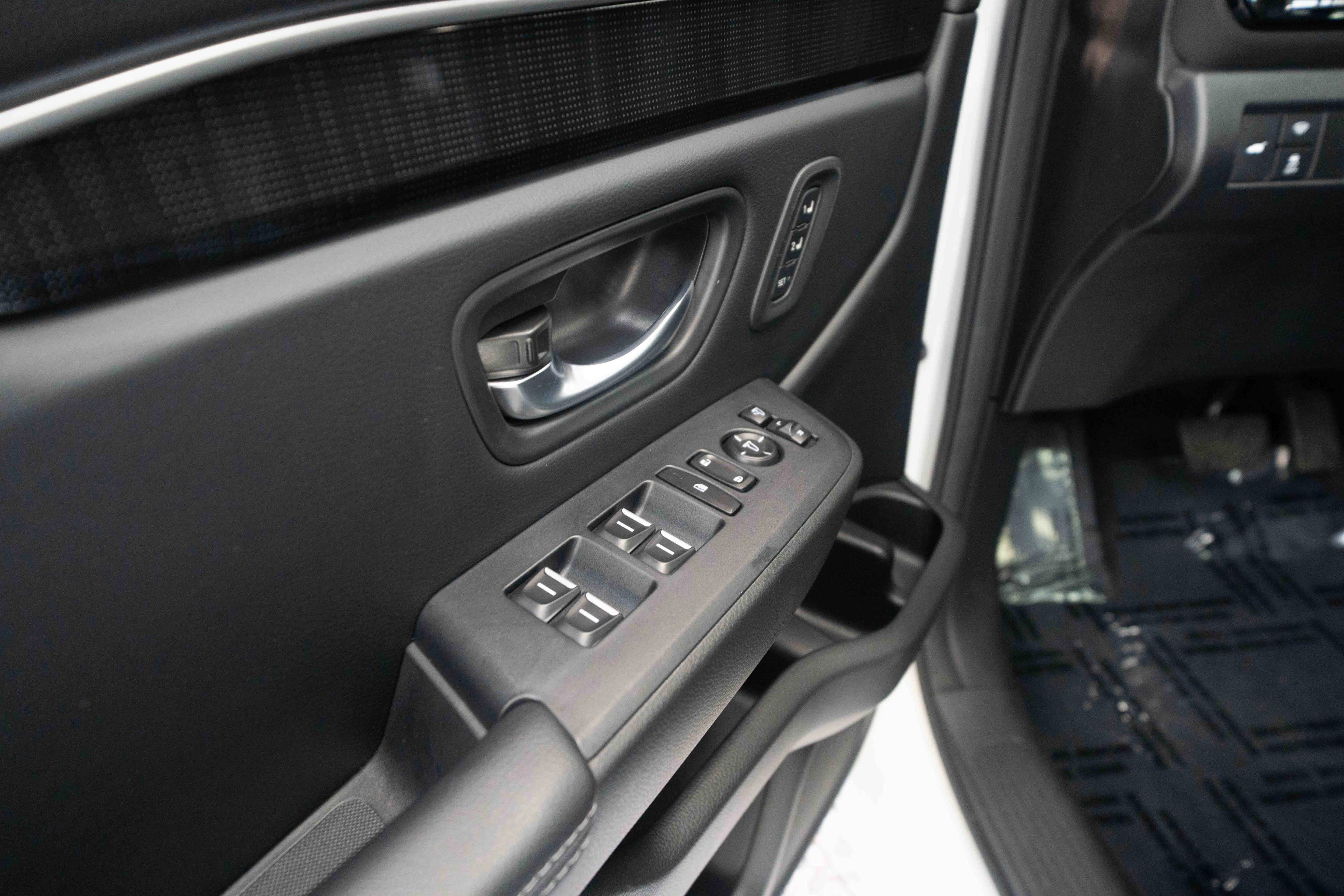 Used 2023 Honda Pilot Elite image 7