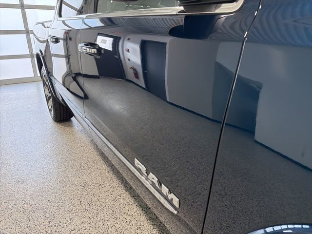 Used 2022 RAM 1500 Limited AWD/4WD image 34