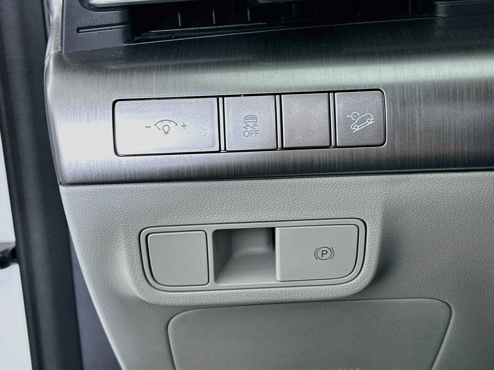Used 2025 Hyundai Kona SEL FWD image 16
