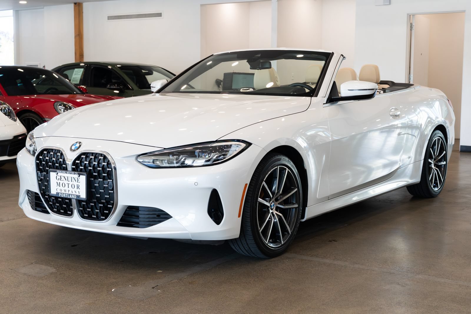 Used 2022 BMW 430i xDrive Convertible w/ Convenience Package AWD/4WD image 7