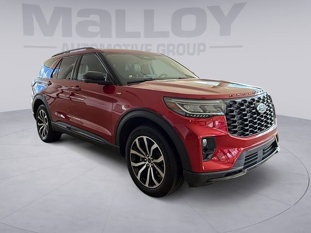 Certified 2025 Ford Explorer ST-Line AWD/4WD image 7