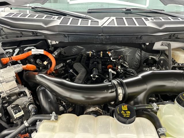 Used 2024 Ford F150 Lariat w/ FX4 Off-Road Package image 43