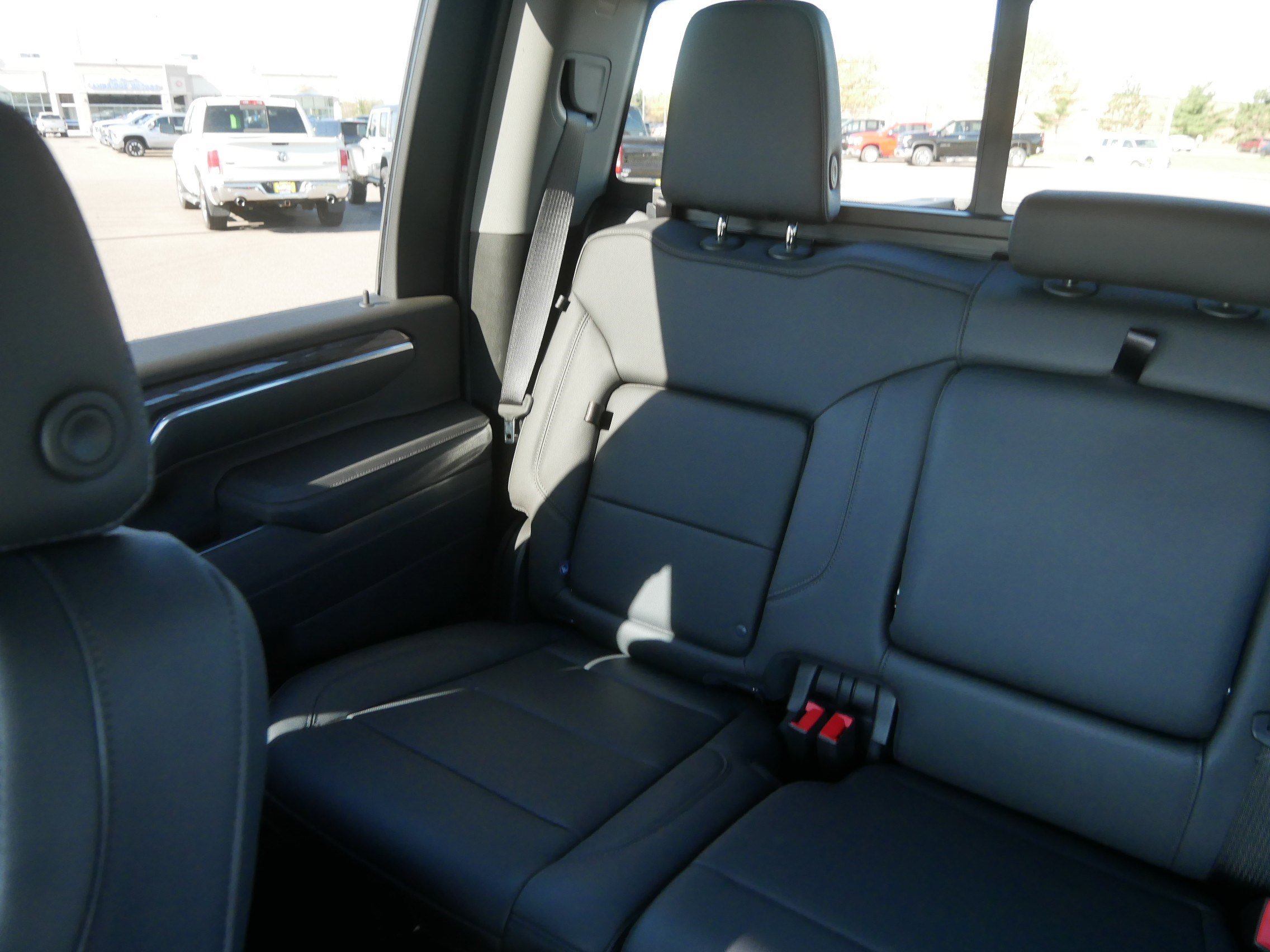 Used 2026 Chevrolet Silverado 3500 LTZ w/ LTZ Plus Package AWD/4WD image 12