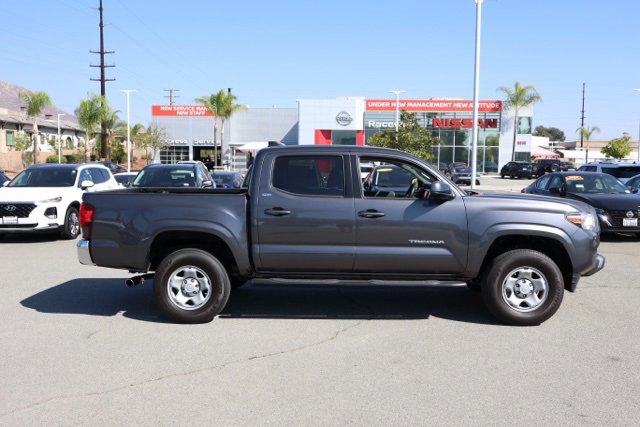 Used 2021 Toyota Tacoma SR5 image 3