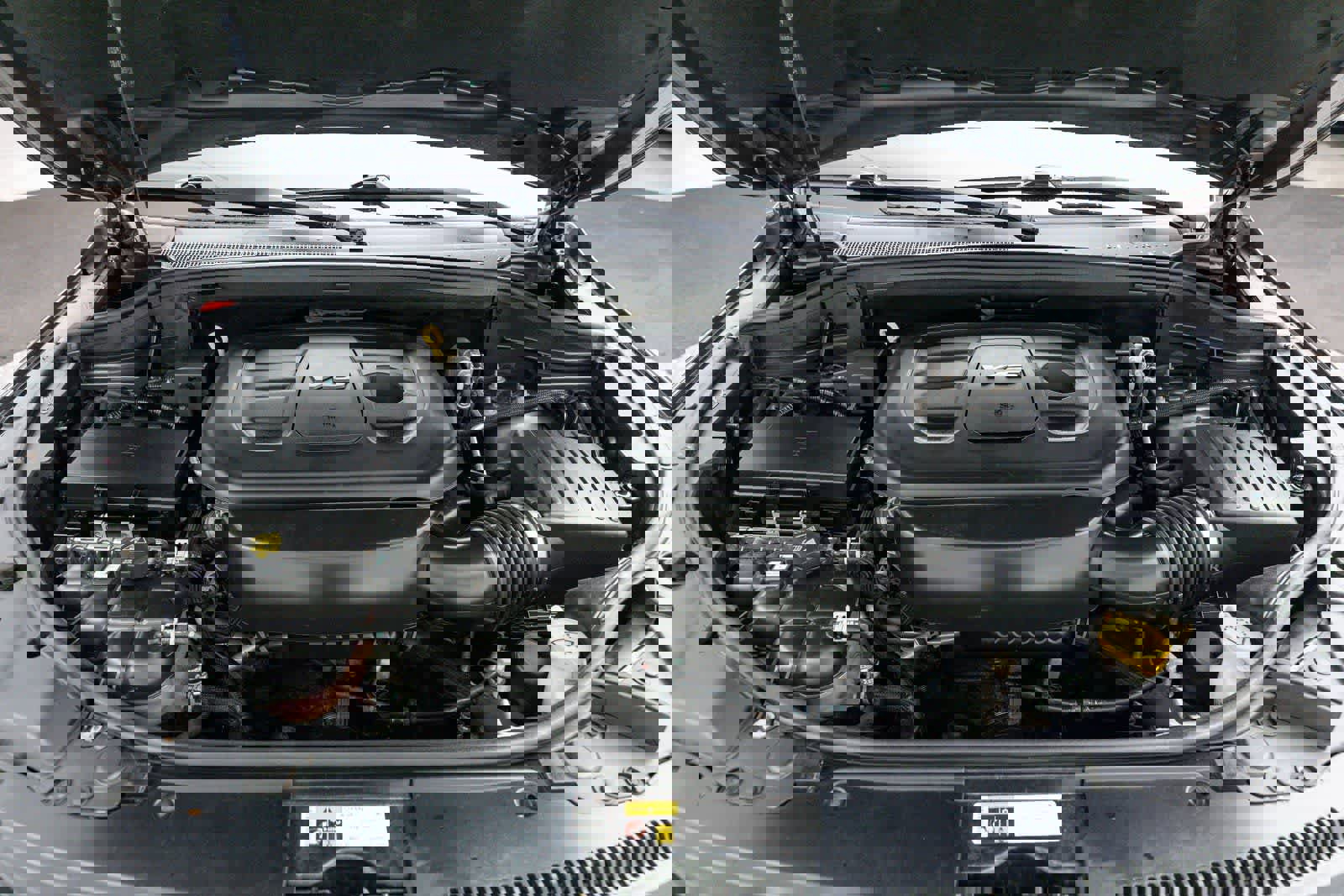 Used 2016 Jeep Grand Cherokee Limited 75th Anniversary image 9