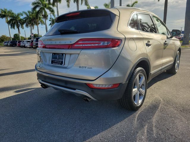 Used 2017 Lincoln MKC Premiere AWD/4WD image 6