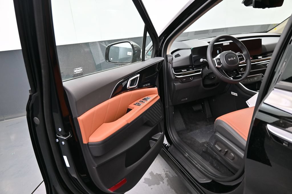 New 2026 Kia Carnival SX Prestige FWD image 8