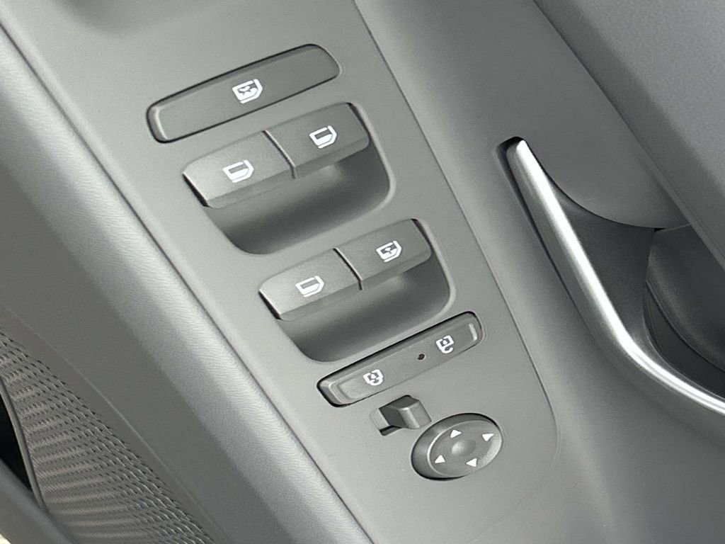 New 2026 Hyundai Elantra Sport image 16