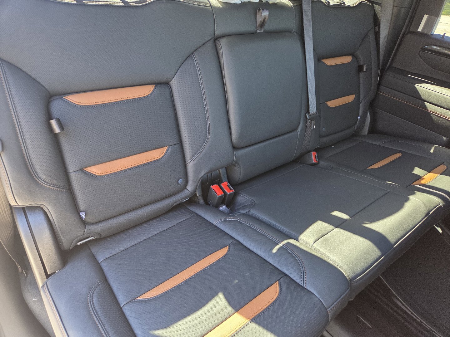 New 2026 GMC Sierra 2500 AT4 w/ AT4 Premium Plus Package AWD/4WD image 27