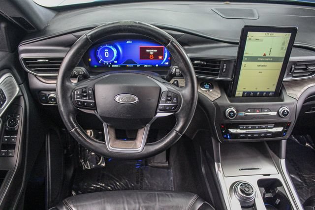 Used 2020 Ford Explorer Platinum w/ Premium Technology Package AWD/4WD image 26