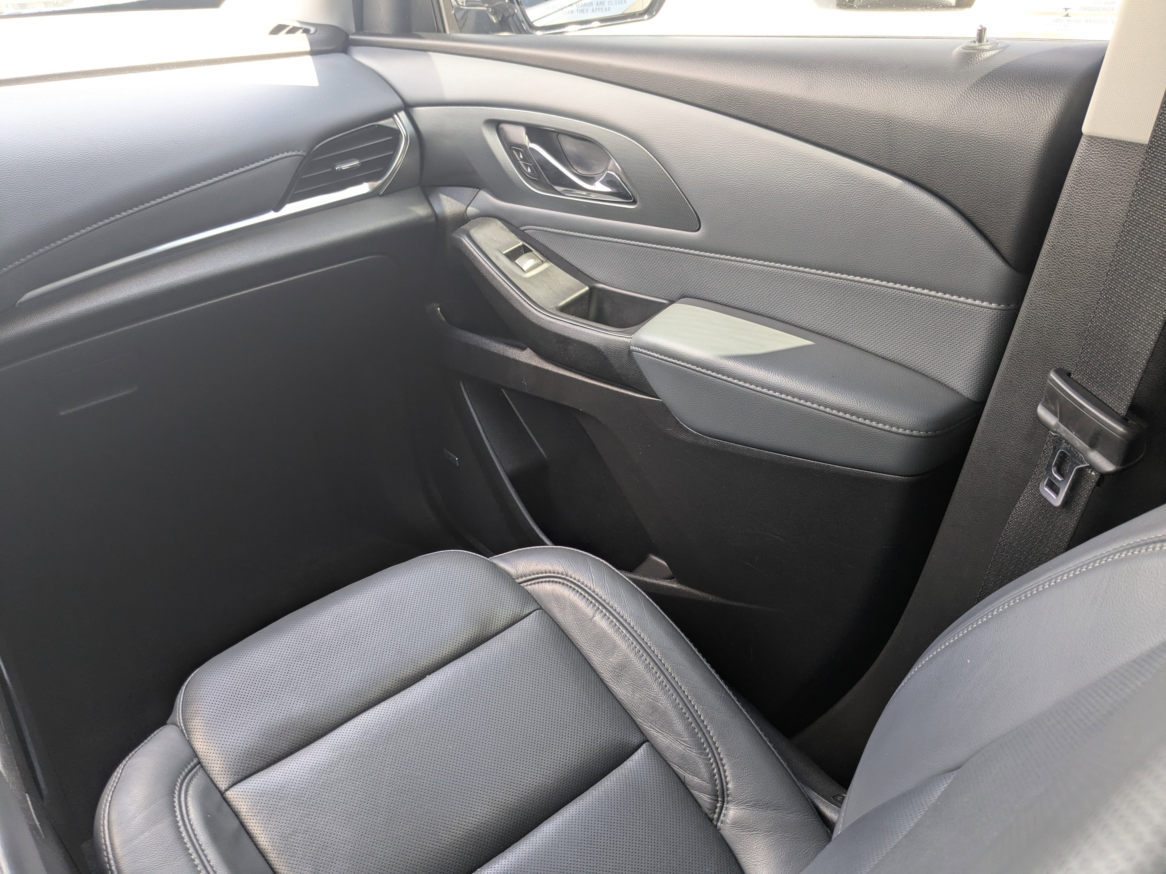 Used 2019 Chevrolet Traverse Premier w/ Driver Confidence II Package image 23