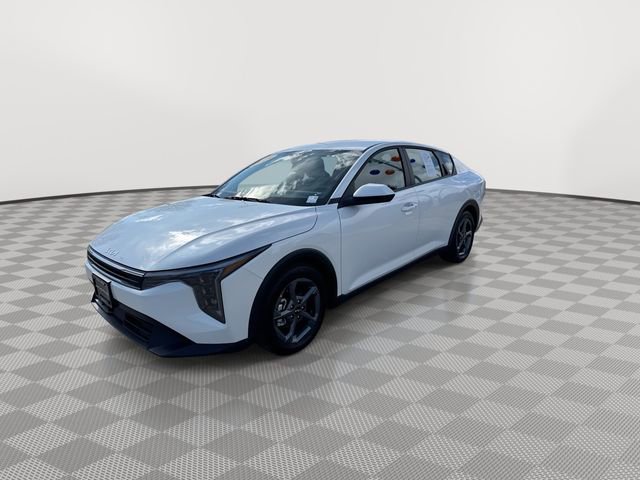 Certified 2025 Kia K4 LXS image 4