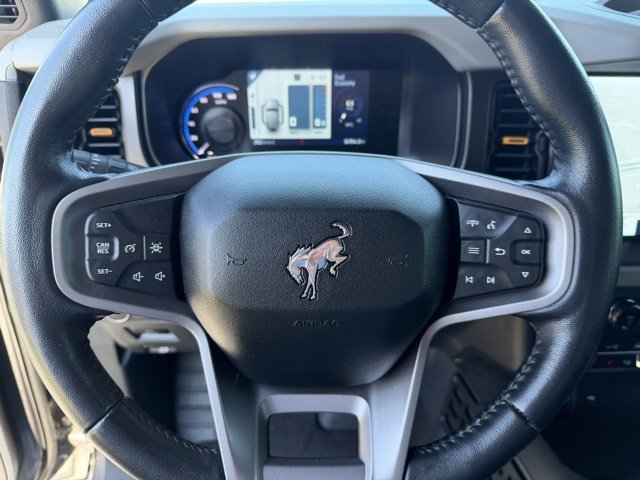 Used 2022 Ford Bronco Badlands w/ Sasquatch Package image 14