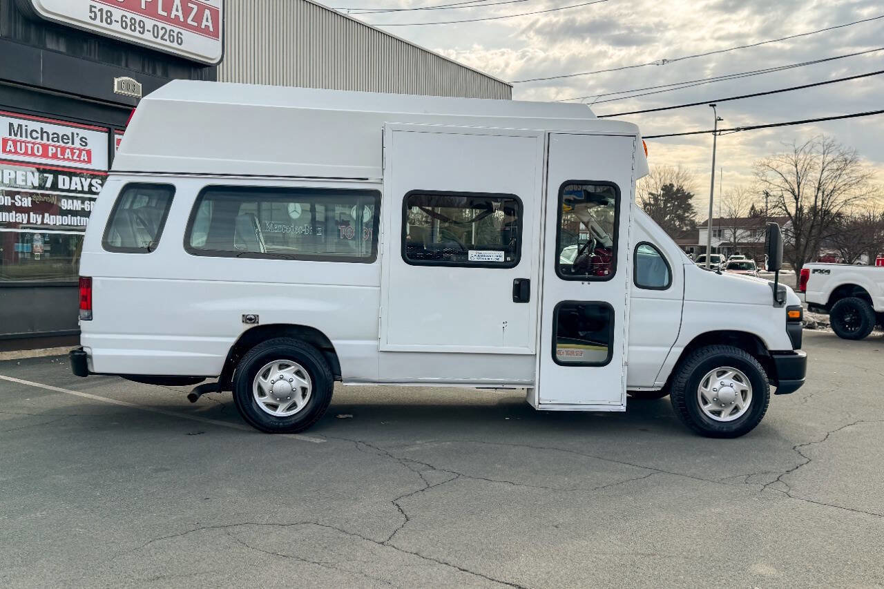 Used 2011 Ford E-350 and Econoline 350 Extended Super Duty w/ PWR Group image 9