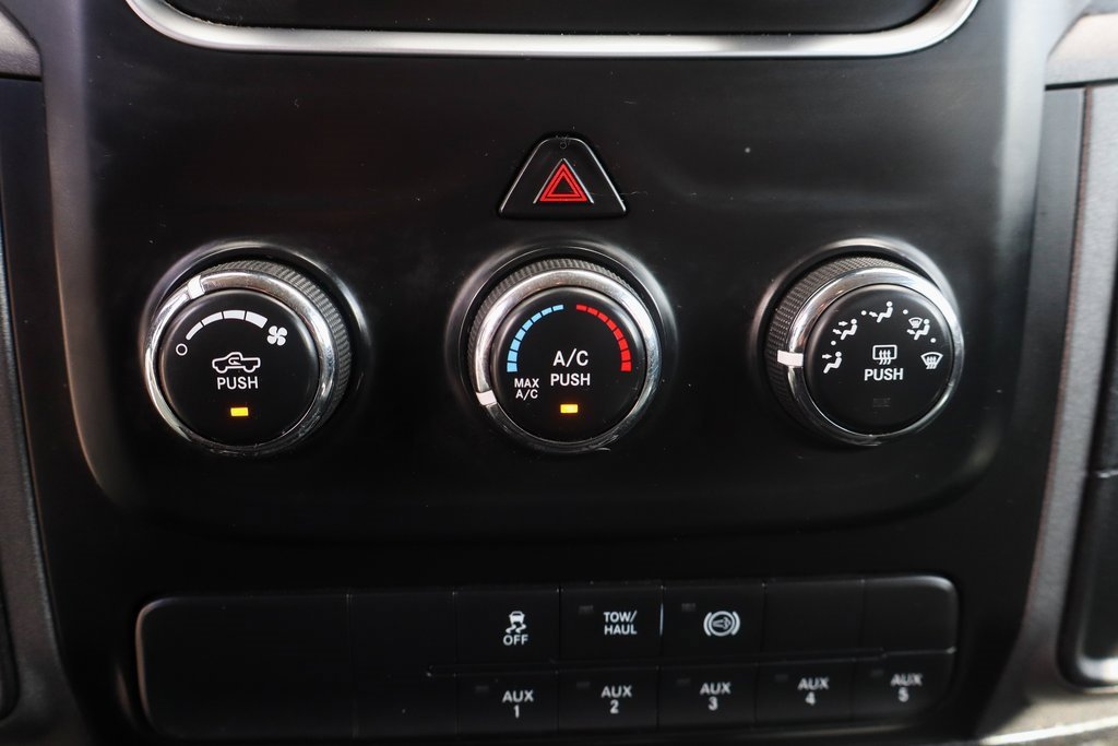 Used 2015 RAM 3500 Tradesman w/ Chrome Appearance Group image 29