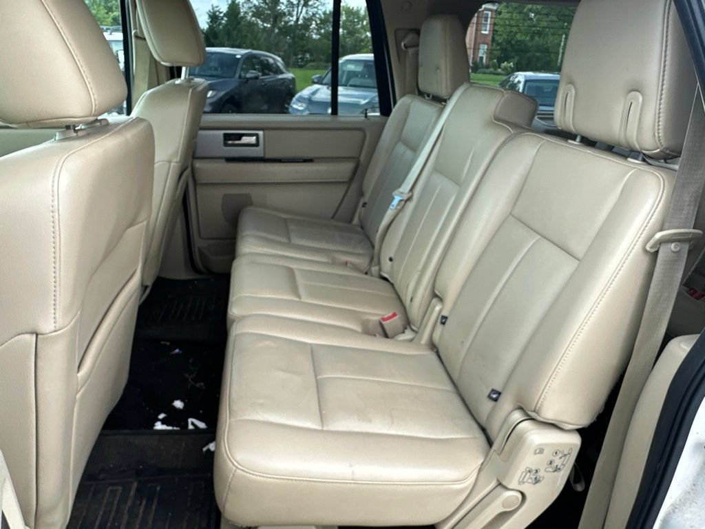 Used 2015 Ford Expedition EL Limited w/ Equipment Group 301A AWD/4WD image 16