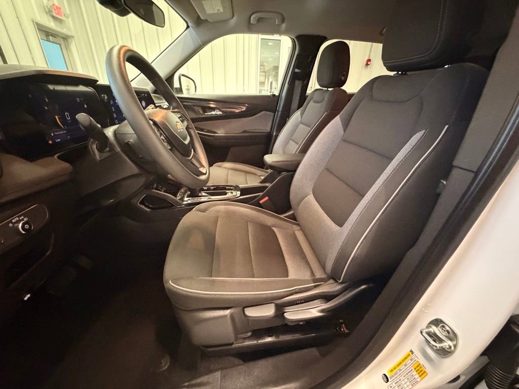 Used 2025 Chevrolet TrailBlazer LT image 20