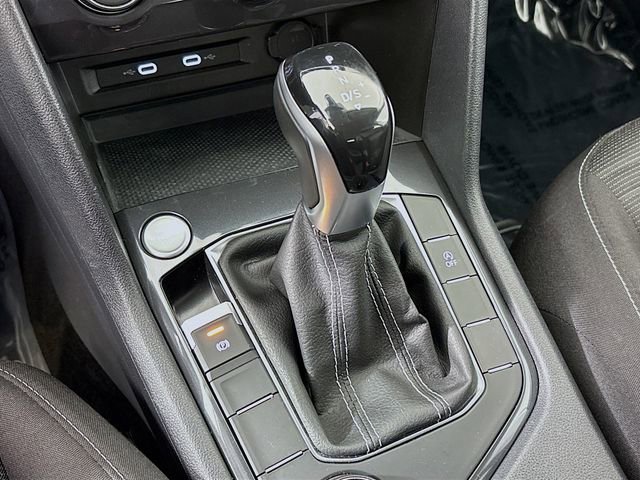 Used 2022 Volkswagen Tiguan S w/ Driver Assistance Package image 19