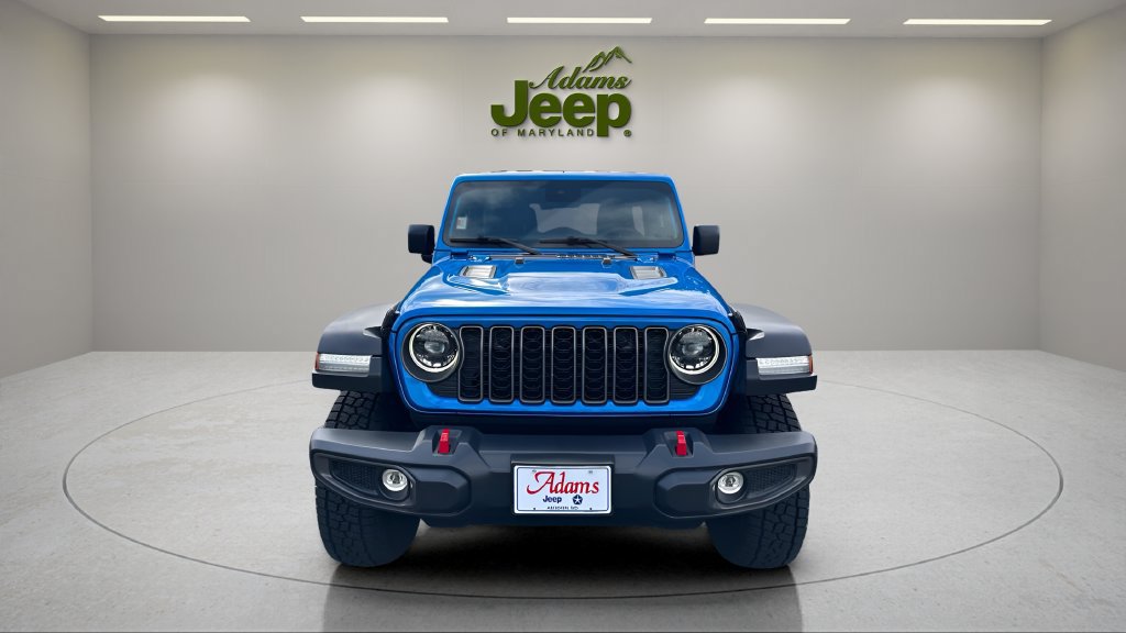 Used 2025 Jeep Wrangler Unlimited Rubicon AWD/4WD image 2