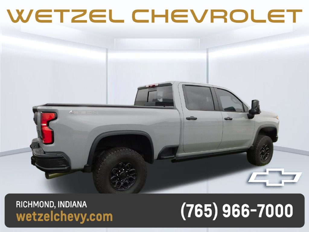 Used 2025 Chevrolet Silverado 2500 ZR2 w/ ZR2 Bison Edition AWD/4WD image 3