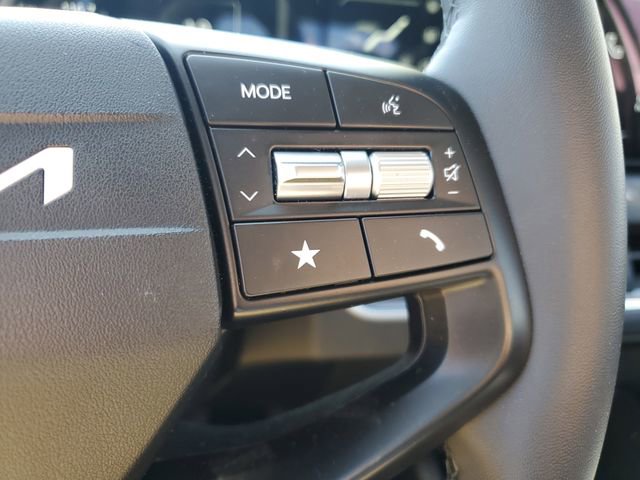 Certified 2025 Kia K4 EX image 27