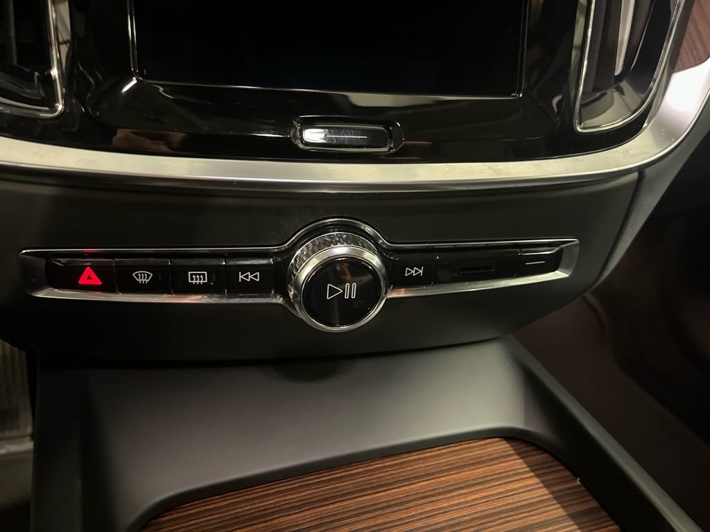 Certified 2024 Volvo S60 B5 Plus image 17