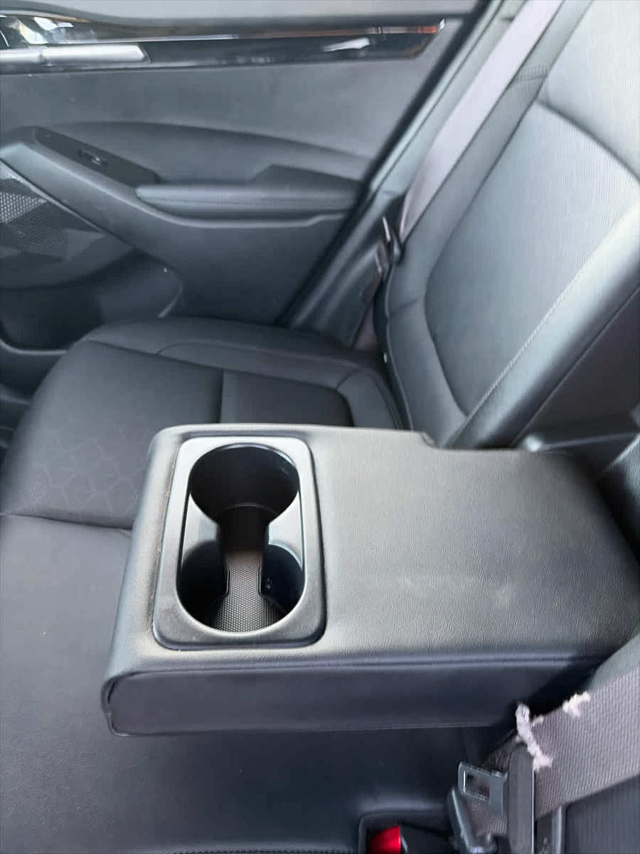 Used 2024 Kia Seltos EX FWD image 32