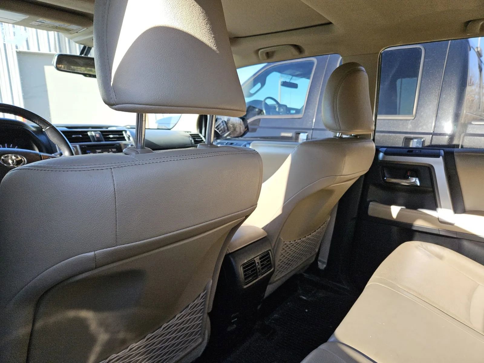 Used 2016 Toyota 4Runner Limited image 9