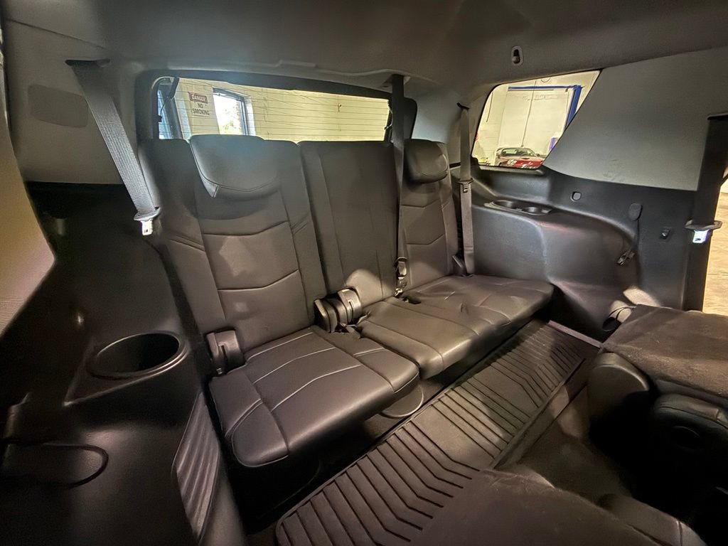 Used 2020 Cadillac Escalade Luxury AWD/4WD image 24