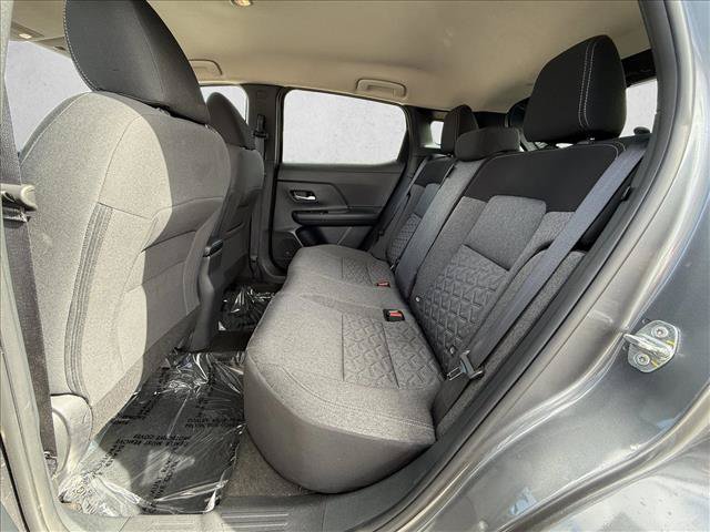 Used 2025 Nissan Kicks SV FWD image 21